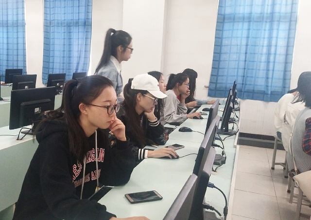 “创客视界·传媒沙龙”第十二期技术培训会成功举办