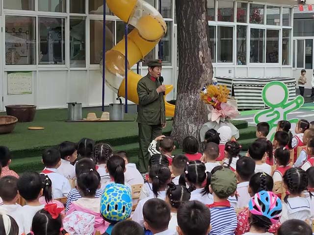 月满映中秋 童心迎国庆——艺术传媒学院“七彩故事会”儿童成长关爱计划