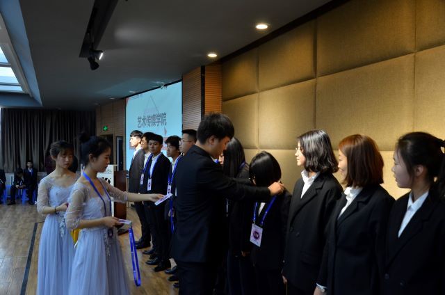 艺路领先 艺起前行——学生会干部培训