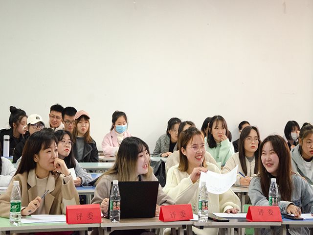 学长计划第904期:争锋思与辩 看我如何“口吐莲花”——白马非马 唇枪舌战艺术传媒学院第九届“传媒杯”辩论赛