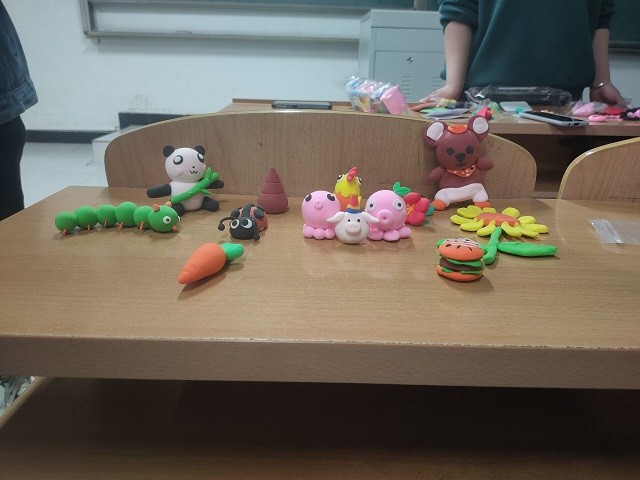 【青春雷锋月】巧手巧慧 融爱于物——食品与环境学院“新时代”助学兴农育人工程——“呵护生命 传递善心”保护动物系列活动第23期