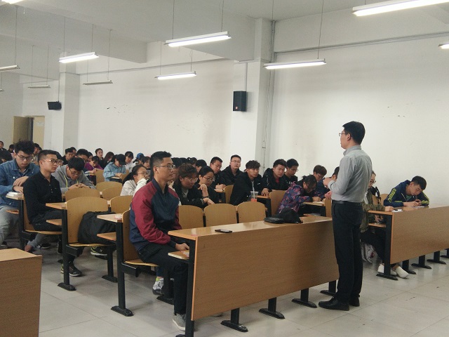 主任老师齐加盟 助威田径运动会――第十一届田径运动会动员大会成功举办