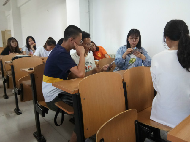 【完满班级】承五四精神 享绚丽青春——经济与管理学院五月完满班级纪实（十）