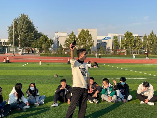 【完满班级】阅读运动并举 娱乐与我同行——经济与管理学院十月完满班级纪实（八）