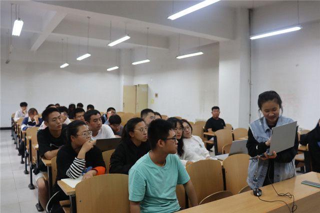 【1+1>2】淬炼学子深入探索 感悟调色板的魅力