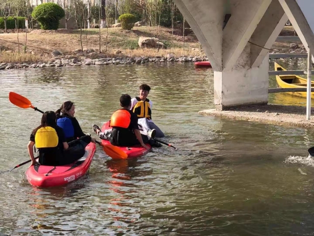 乘风破浪 即刻起航——右岸湖上不一样的皮划艇