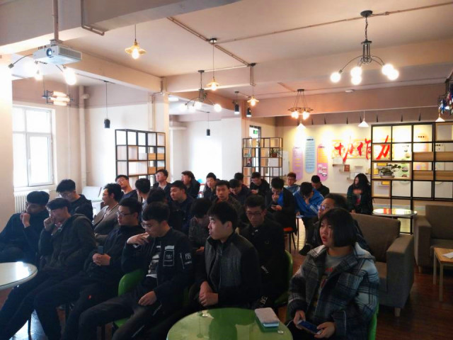 【完满班级】弘扬宪法 树立法治意识——智能工程学院16级完满班级活动集锦(五十四)