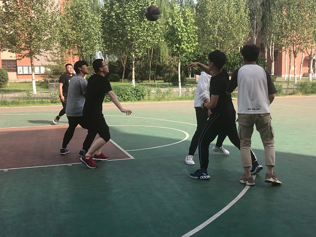 【完满班级】无悔青春 热血篮球——食品与环境学院生技1802班完满班级活动