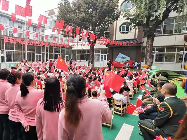 月满映中秋 童心迎国庆——艺术传媒学院“七彩故事会”儿童成长关爱计划