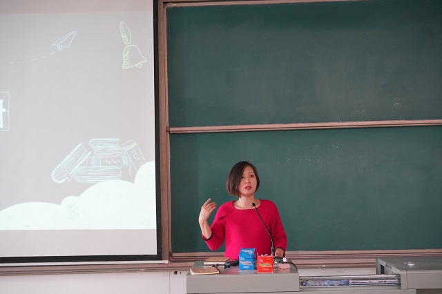 【辅导员说完满】考研路漫漫 一同并肩行——食品与环境学院2017级年级会