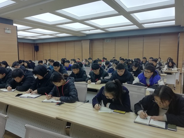 专项志愿者服务队新学期见面会顺利举行