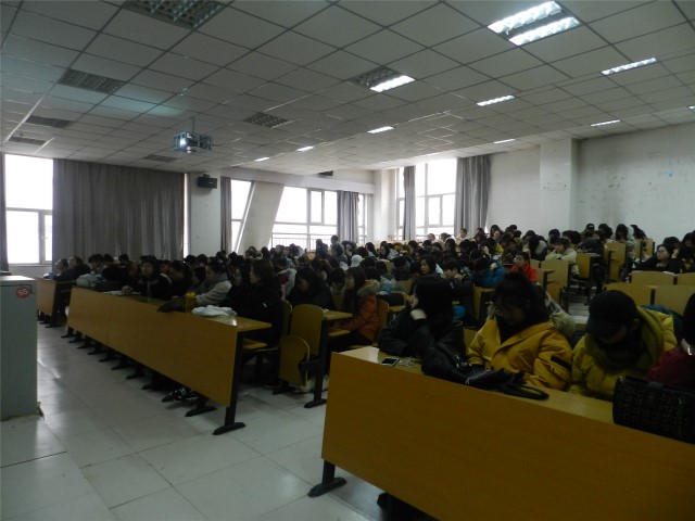 【辅导员说完满】往者不可谏 来者犹可追——外语系开展2016级辅导员说完满活动