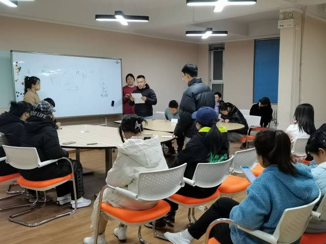 【完满班级】想辩就辩 辩出你我——食品与环境学院园林2102班完满班级活动