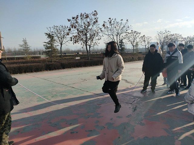 【完满团支部】户外创新 运动四月——食品与环境学院动医2004班完满团支部活动