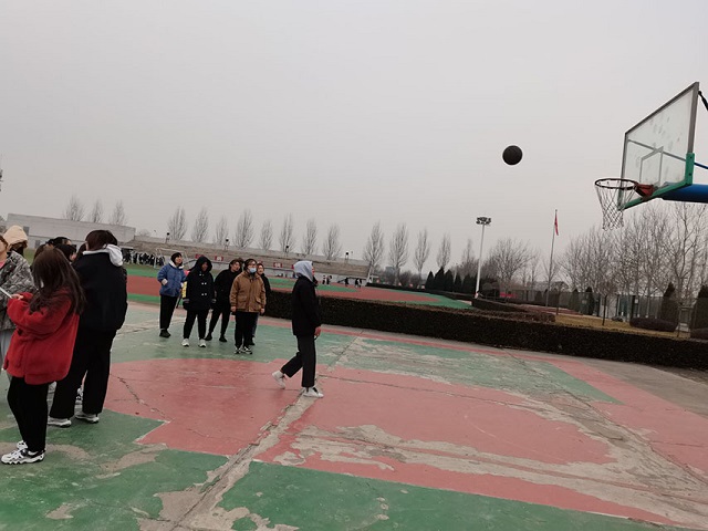 【完满班级】跃动篮球 舞动青春——艺术传媒学院视觉2002班“顽强拼搏”篮球赛活动