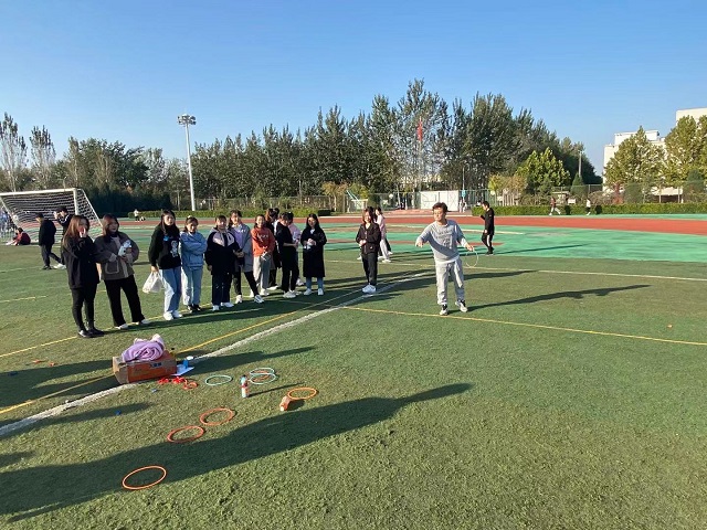 【完满班级】“百发百中”套圈活动——大数据学院、信息工程学院计科2105班完满班级活动