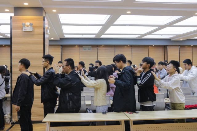 赋能计划第六期第六、七讲:讲述与观影中走进校园生活与志愿服务
