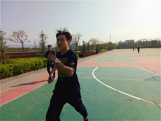 【完满班级】扬五四精神 展团队青春风采——经济管理系物流1602班举办“团队铁人三项”趣味比赛