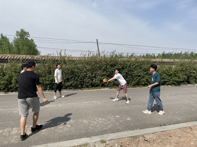 【完满班级】走进排球 融入生活——艺术传媒学院视觉1802班校园时光乐趣无穷快乐排球游戏活动