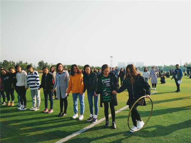 【完满班级】欣赏体育的魅力——淬炼商学院“体”味青春主题活动（十二）