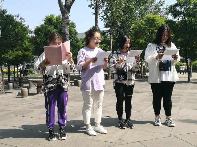 【完满班级】艺术编织人生 人生描绘艺术——外国语言文学系5月完满班级活动