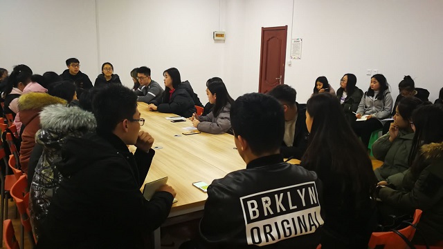 2018-2019学年第一学期学生社团社长中期座谈会顺利举办