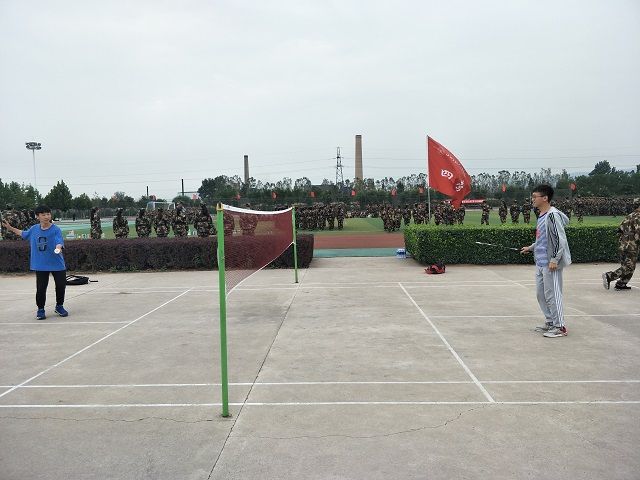 【完满班级】舞动青春 谁羽争锋——食品与环境学院班级羽毛球大PK