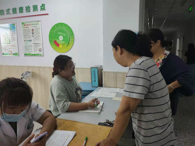 【暑期社会实践】 公益献爱心 真情暖人心 ——外语系学子暑期社会实践纪实（十一）