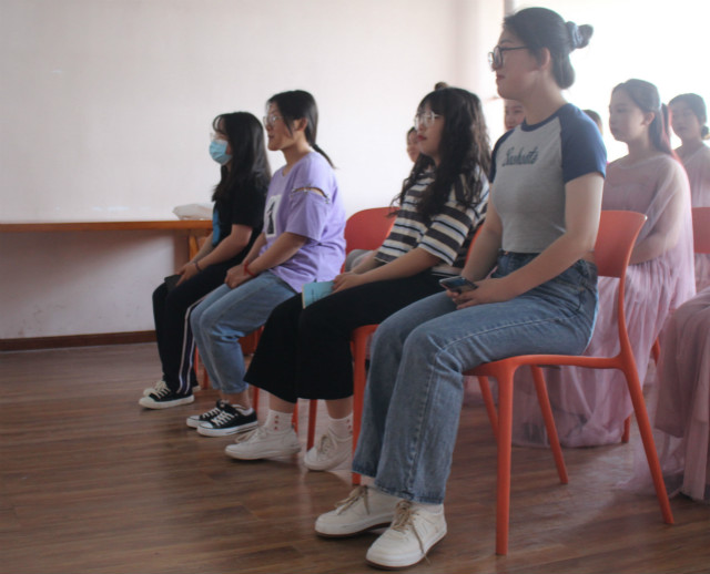 弘扬美德 淬炼学子学习中华礼仪之美——第一届“弘中华礼仪之美”礼仪风采展活动