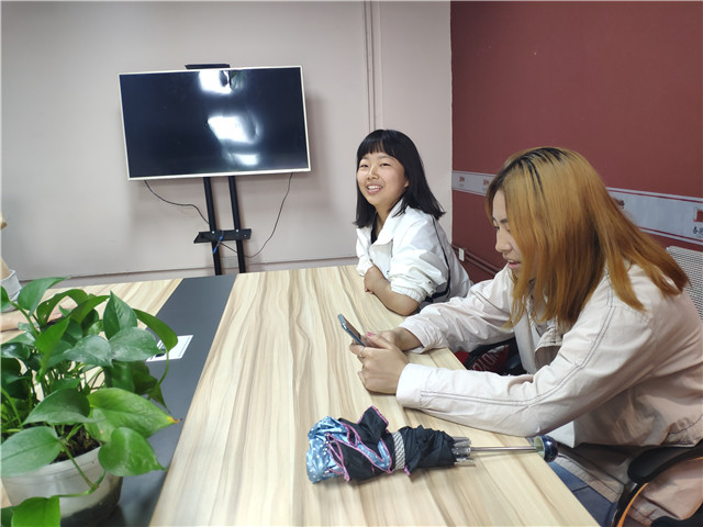 【完满班级】舞出艺术 感染在心——外国语言文学系英语1803班、英语1804班5月完满班级活动