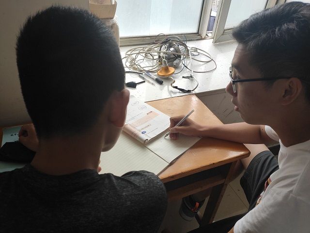 【暑假社会实践】青春实践 暖心课堂 ——食品与环境学院课程辅导社会实践活动