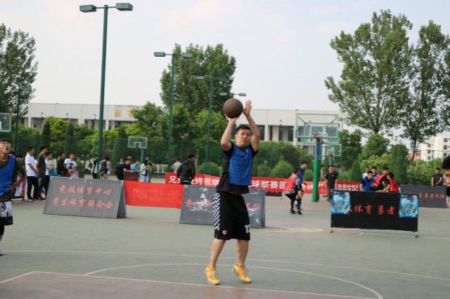 兄弟篮球 无枉青春——男子3v3篮球挑战赛