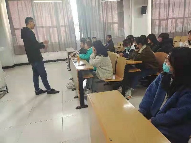 【辅导员说完满】启迪创意寻思路 凝聚创新展风采 ——食品与环境学院2020级辅导员说完满