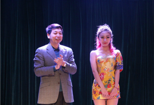 第五届“绚丽青春”女生节唯美落幕