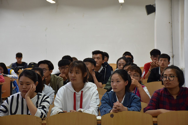 我们一起仗剑天涯 赏一世繁华——经济管理系学生会各部门干事培训总结