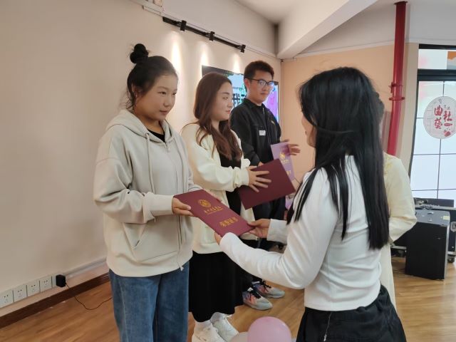 听青春的声音 追时代的脚步——食品与环境学院第十一届k歌大赛