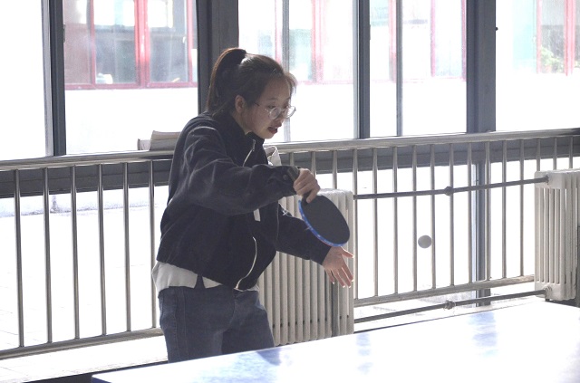 与淬炼学子一起跃动球桌 “乒”出精彩——淬炼·国际商学院“攻无不克,乒无不胜”乒乓球比赛