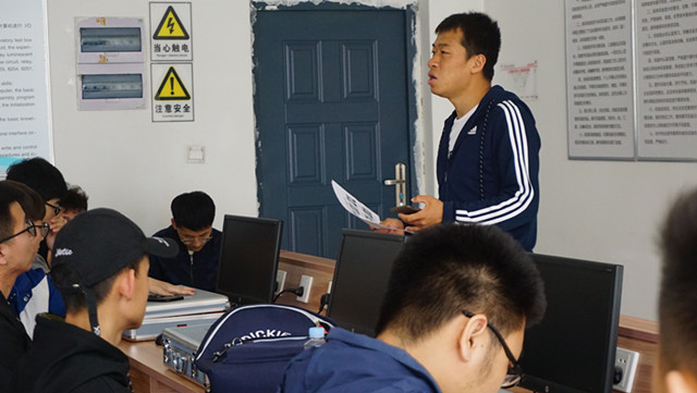 【辅导员说完满】培养安全意识 锻炼完满能力——大数据学院、信息工程学院开展辅导员说完满