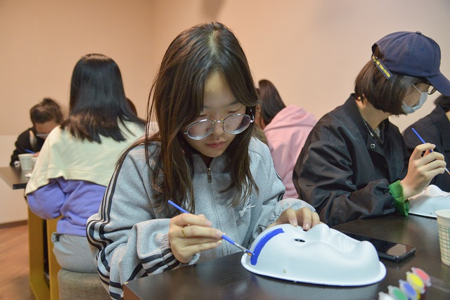 第30期她说·女生学堂:东方神韵 粉墨中国之脸谱绘制DIY特色活动
