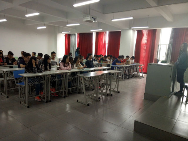 【完满班级】艺术传媒系系2015级环境设计专业“品戏剧•论古今”完满班级系列活动