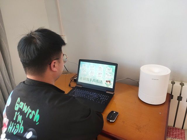 【辅导员说完满】保持健康生活 奉献青春力量——食品与环境学院2018级主题年级会