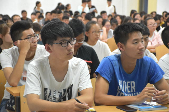 【学长计划】第443期:聚焦国贸 逐梦诗与远方