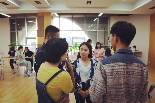 “直击对话” 宣传与视角汇聚——环科系举办新闻宣传交流分享会