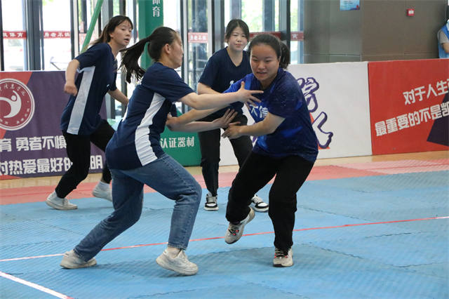 亚运项目进校园 大信工包揽首届卡巴迪男女双冠