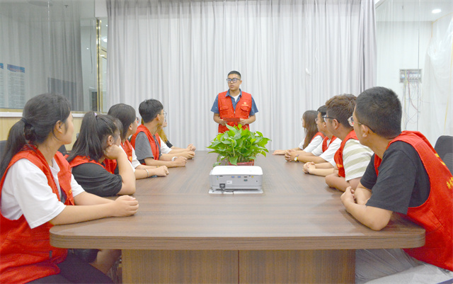 【三下乡】牢记使命不忘本 乘风破浪向前走——淬炼商学院青年益行国情观察实践团