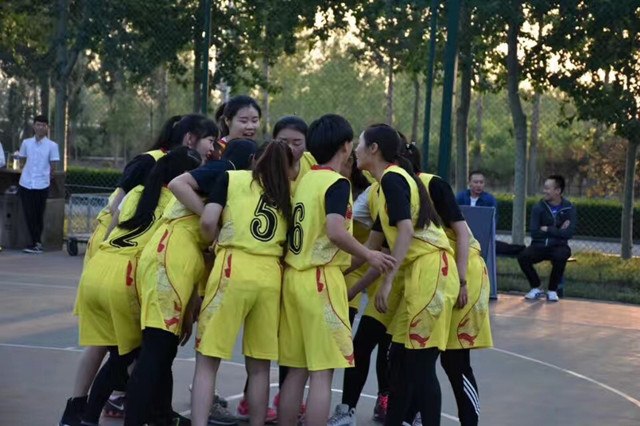 闪光的信院第211期:维桐与梓 十里悠悠——秦梓桐