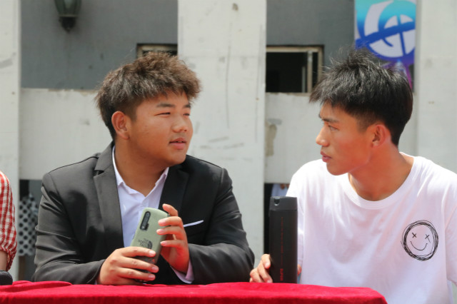 【戏剧节】 家是最小国 奋进为国家——第九届“魅夜乌马河”校园戏剧节之舞台剧《奋进》