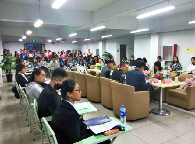 【缤纷百团】第一届“路在何方”职业生涯规划演讲比赛