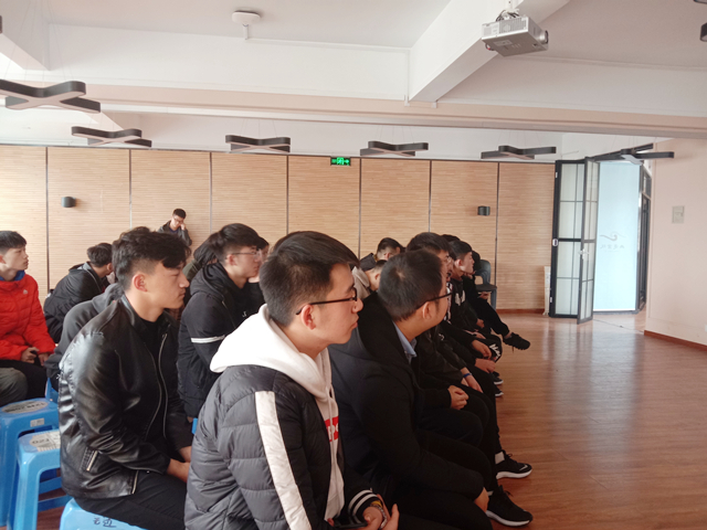 【完满班级】温青春华韶 惜美好时光——大数据学院软件1801班完满班级活动