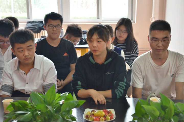 志愿角第13期:“回首公益过去 探索未来之路”主题志愿服务活动顺利举行